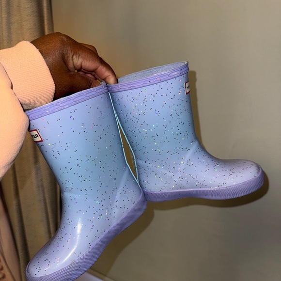 Hunter Kids' Lavender Glitter Boots - Picture 3 of 3